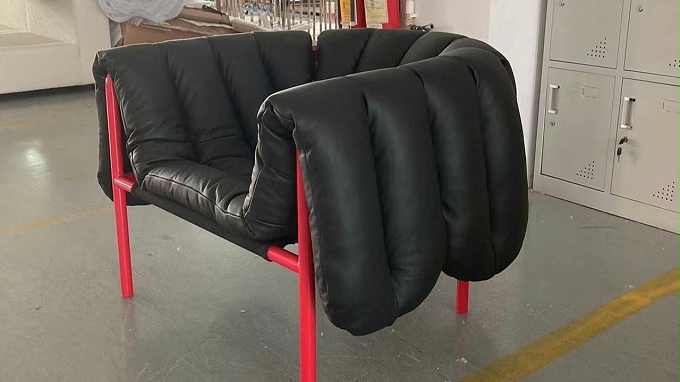 设计师为什么爱用 Puffy lounge chair？软装搭配避坑指南