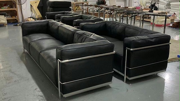 柯布西耶沙发lc3 包豪斯家具