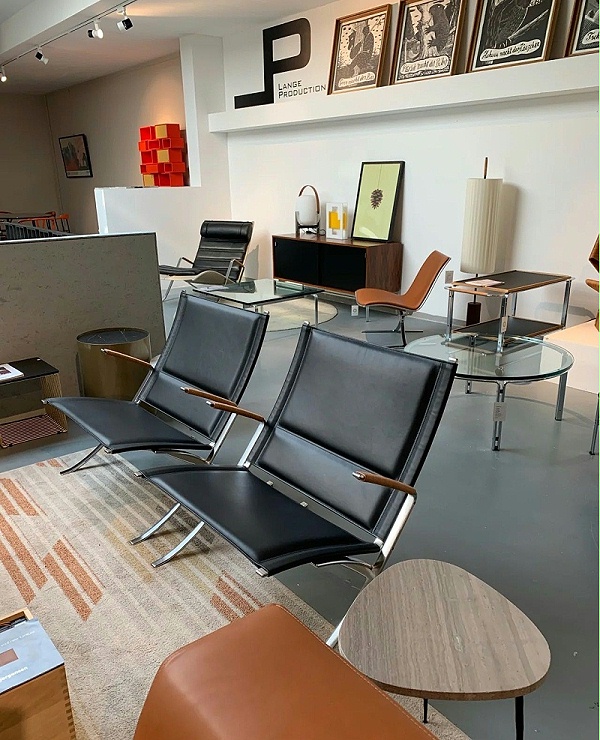 FK82chair（企业WX:deluo135)）