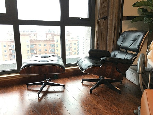 伊姆斯躺椅 eames lounge chair