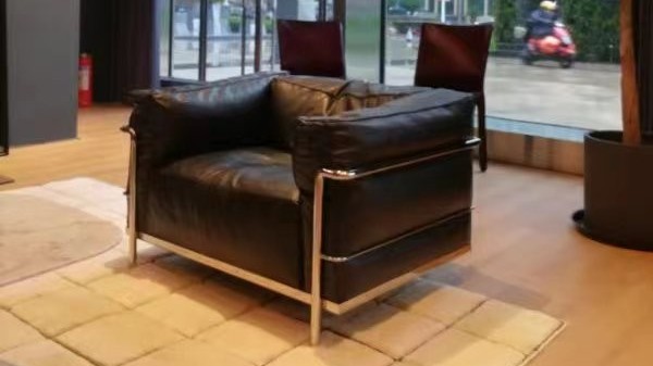 柯布西耶沙发lc3 sofa