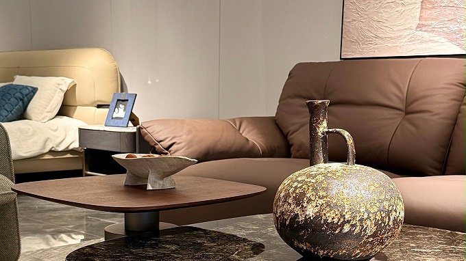 德洛揭秘：为什么90%的人买真皮沙发都踩过坑？｜27年全真皮龙头品牌支招