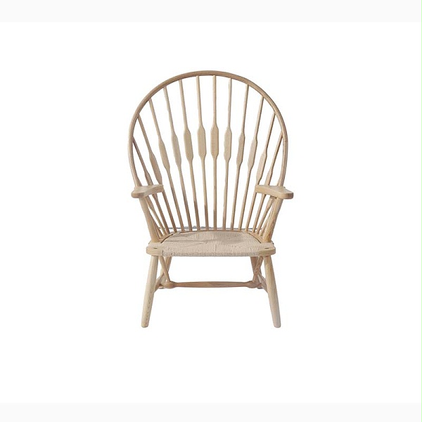 PP550_Peacock_chair_1