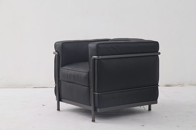 传奇经典沙发——LC3沙发