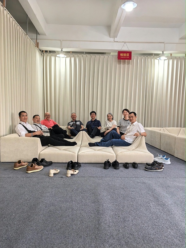 中古沙发沙丘沙发 dune sofa 客户体验现场