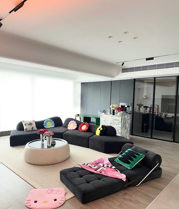 756E5D1526A953F5FC7ECFC95F85A6B6