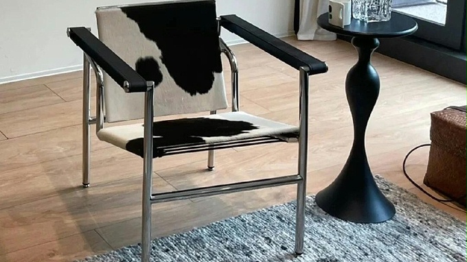 深耕真皮家具领域二十余载，德洛用专业实力铸就行业标杆